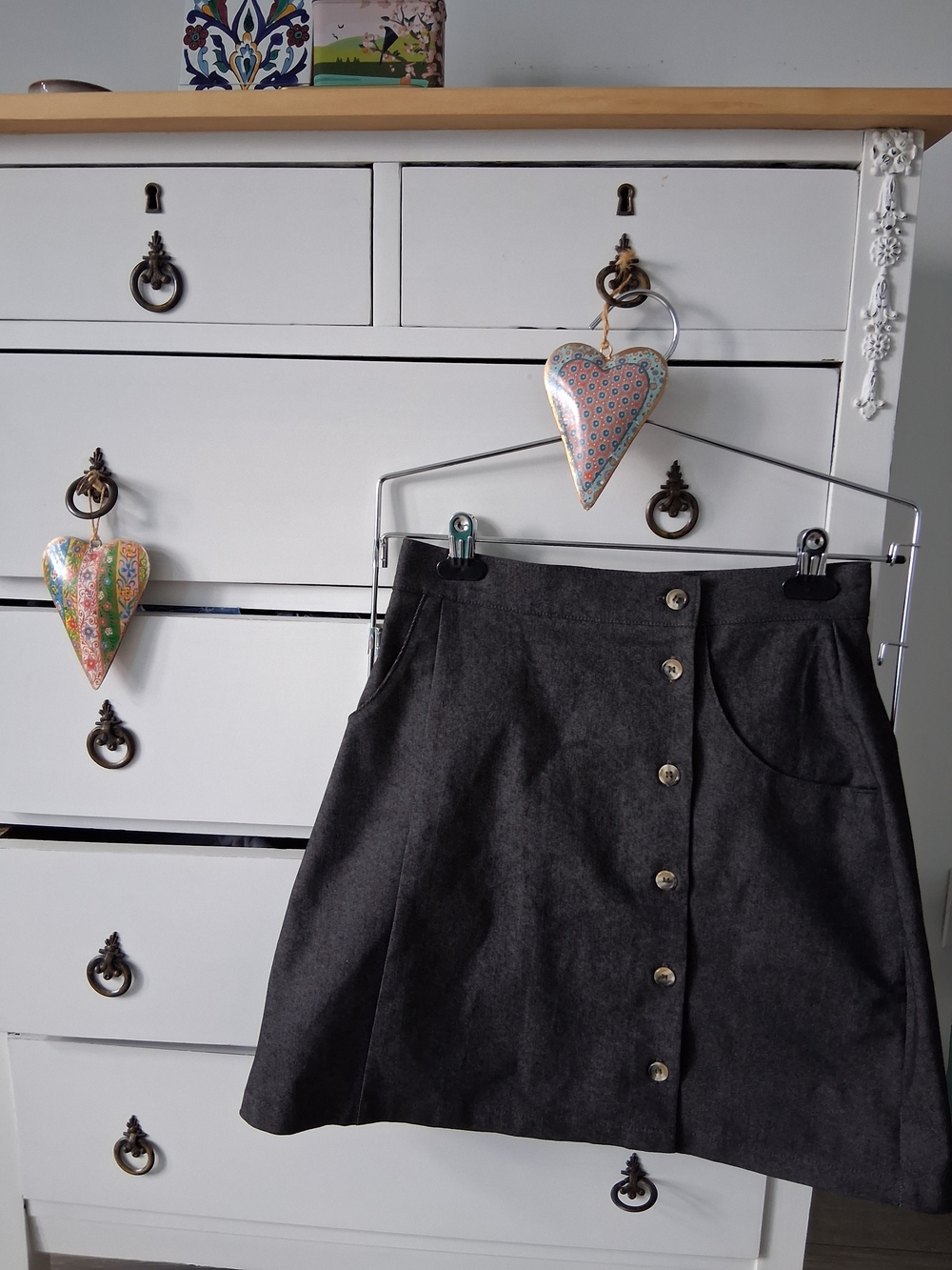 MEEMOZA classic Button-Front Women's Skirt in Dark Gray
